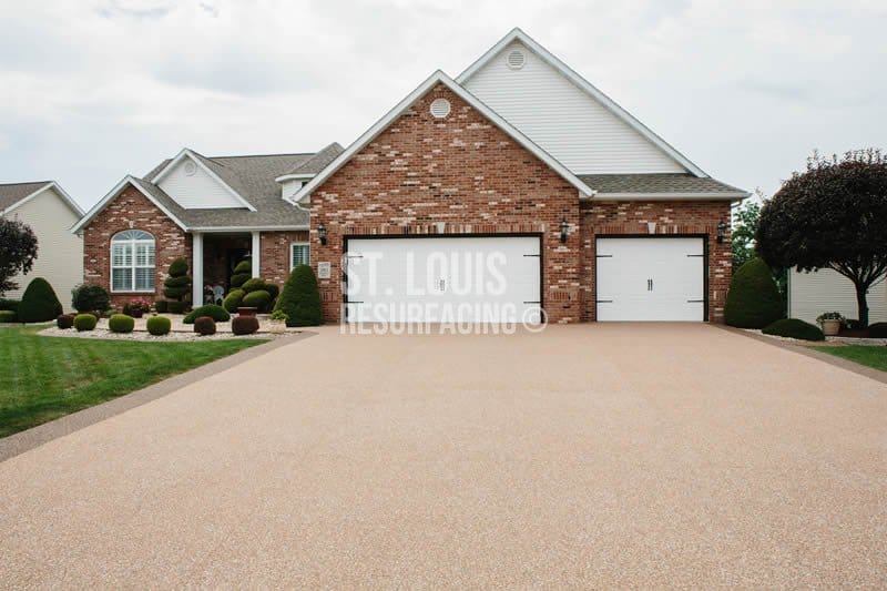 Epoxy-stone Driveway located in Chesterfield, Missouri by st. louis resurfacing